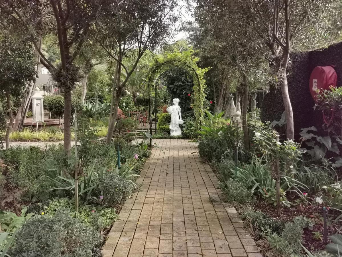 林朋路98号酒店 Pretoria-Noord 外观 照片